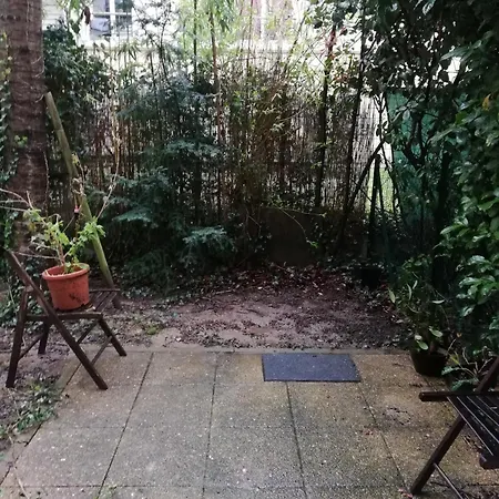 With Garden - * Chaville